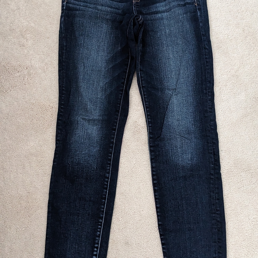 American Eagle Blue Straight Leg Jeans with Classic Denim Texture